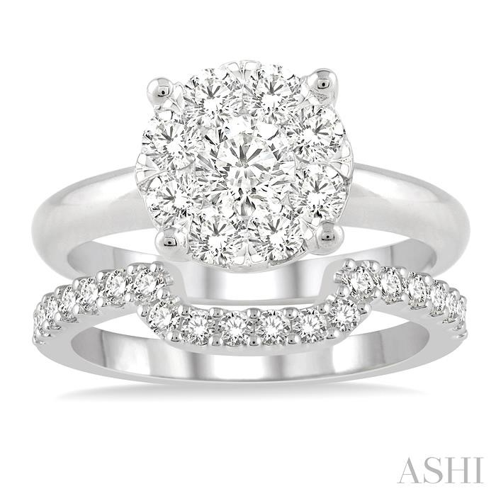 Round Shape Lovebright Diamond Wedding Set