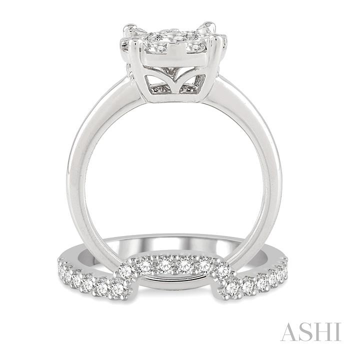 Round Shape Lovebright Diamond Wedding Set