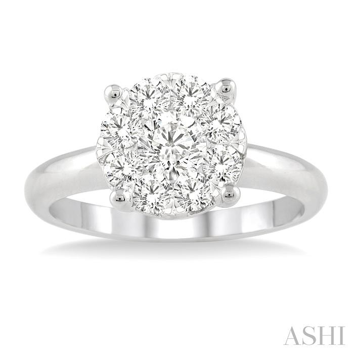 Round Shape Lovebright Essential Diamond Engagement Ring