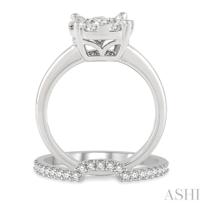 Round Shape Lovebright Diamond Wedding Set