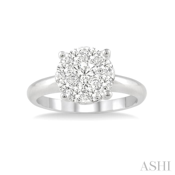 Round Shape Lovebright Essential Diamond Engagement Ring