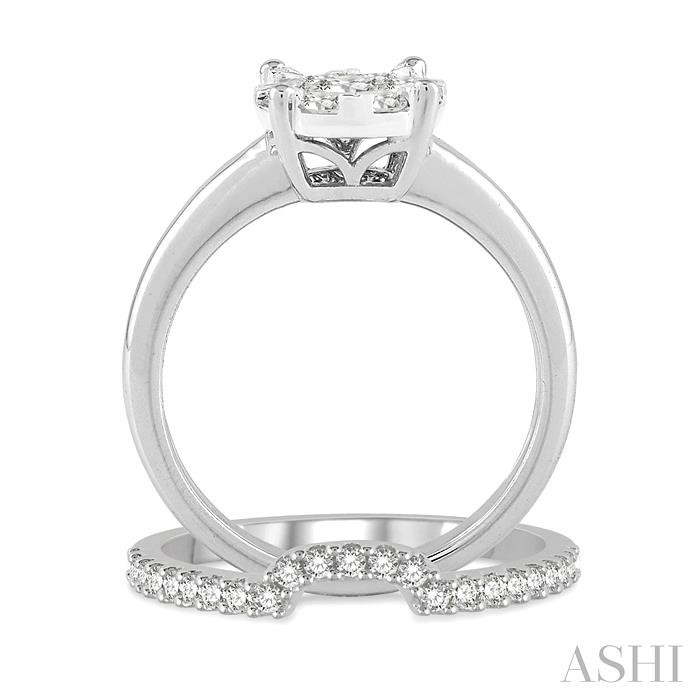 Round Shape Lovebright Diamond Wedding Set