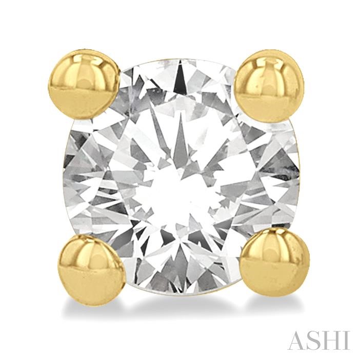 Round Shape Diamond Stud Earrings